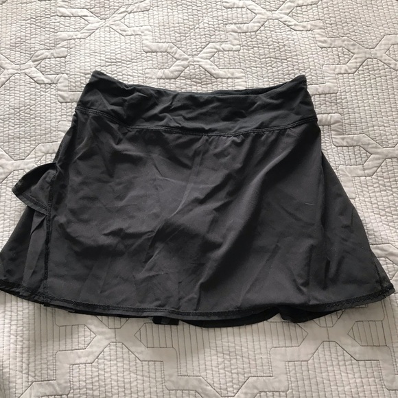 Lululemon scort - Picture 2 of 4